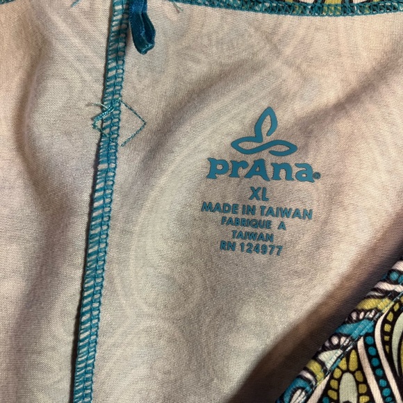 Prana Teal and Black 3/4 Length Sleeve - Picture 5 of 5